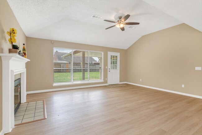 Building Photo - 5635 Sage Manor Dr