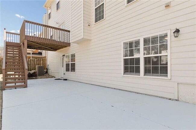 Building Photo - 1304 Kirkwood Ln