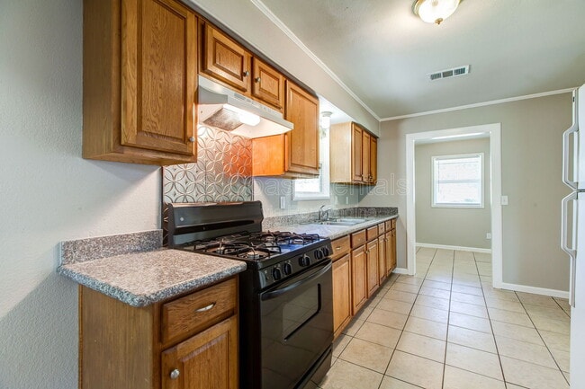 Building Photo - 6569 Cortez Cir