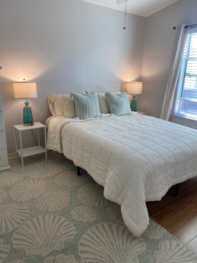 Building Photo - 1708 Abasco Ct