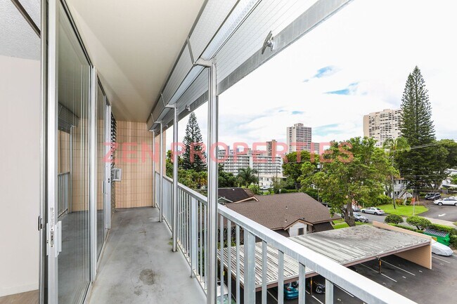 Building Photo - 1 Bdrm 1 Bath 1 Parking at Makiki Hillside