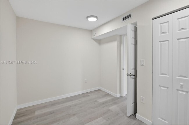 Building Photo - 1811 Jefferson St