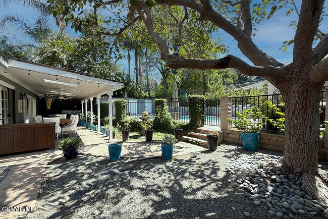 Building Photo - 4748 Conejo Ave