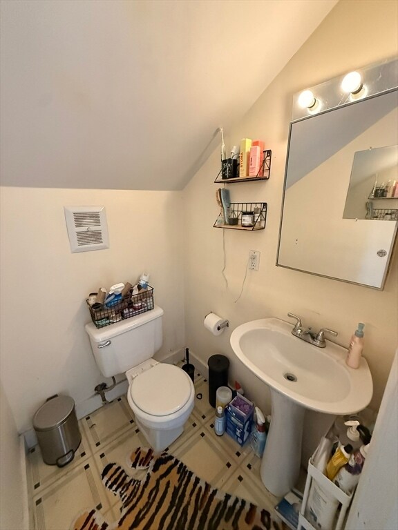 Building Photo - 7-9 Biltmore St