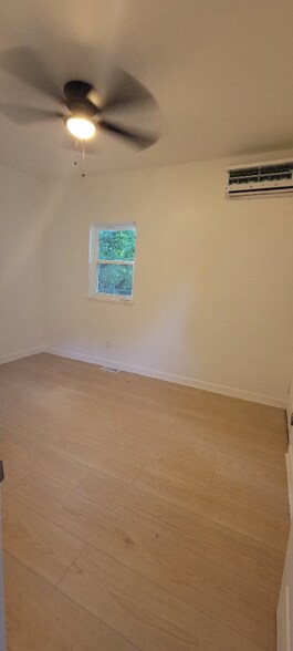 Building Photo - 2511 Youman St