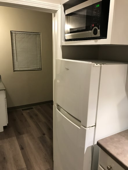 Building Photo - 201 5th Ave