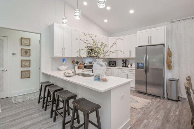 Building Photo - RENTAL 3/2 split floor plan move in ready!