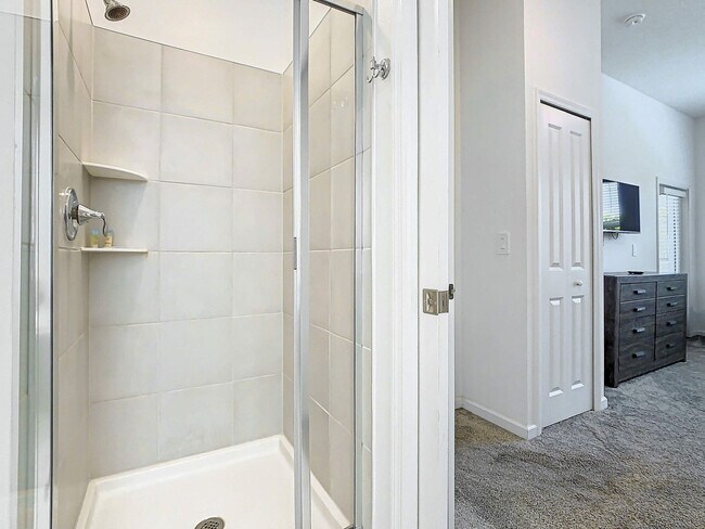 Building Photo - 8879 Cabot Cliffs Dr