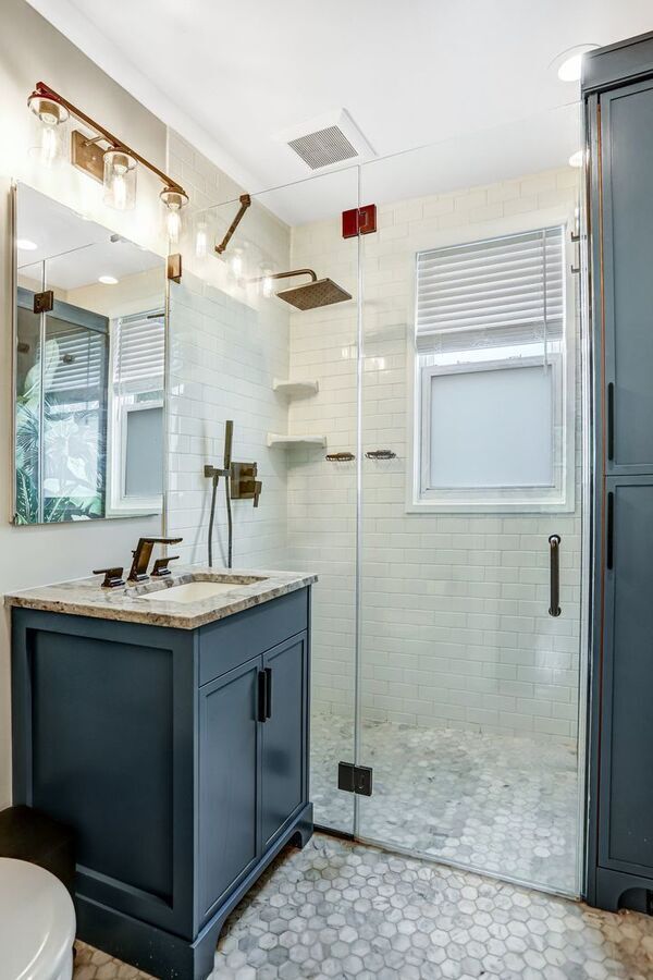 Building Photo - 1133 4th St NE