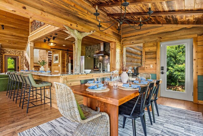 Building Photo - 208 Tunnel Ridge Dr