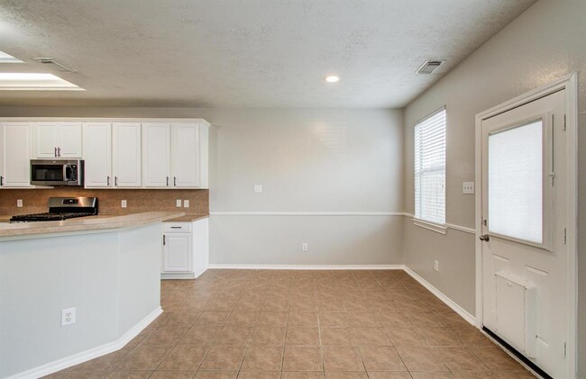 Building Photo - 25266 Boulder Bend Ln