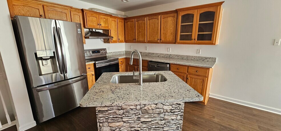 Building Photo - 5109 Marie Cir