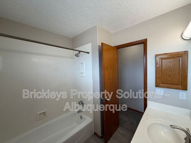 Building Photo - 10331 Dunbar St NW