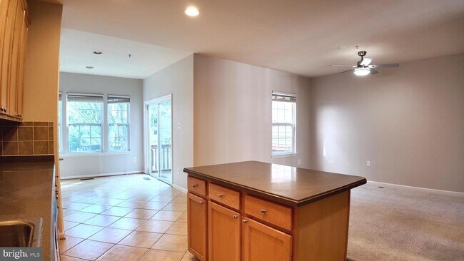 Building Photo - 9963 Fragrant Lilies Way