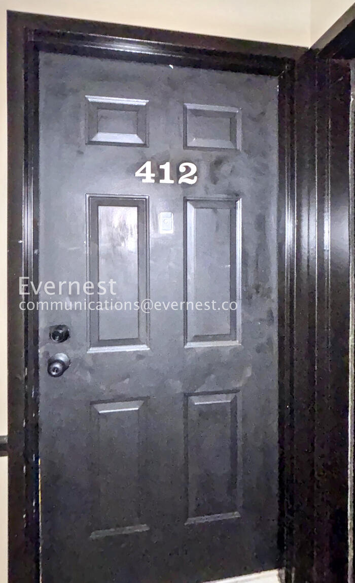 Building Photo - 5316 Pershing Ave