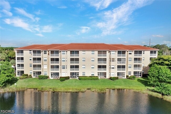 Building Photo - 8270 Pathfinder Loop