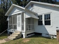 Building Photo - 1840 Canal St