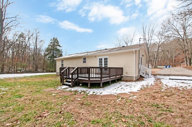 Building Photo - 1422 Wesley Rd