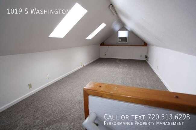 Building Photo - 1019 S Washington St
