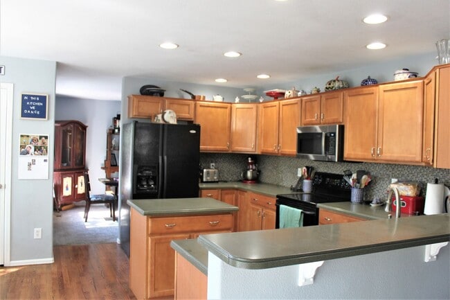 Building Photo - 7665 Chancellor Dr