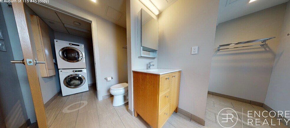 Building Photo - 115 Mt Auburn St