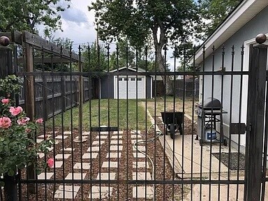 Building Photo - 4481 Meade St