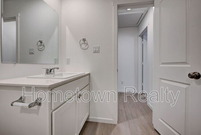 Building Photo - 9724 NW 124th St