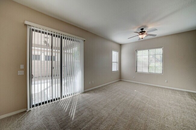 Building Photo - 1483 W Homestead Ct