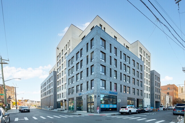 Building Photo - 1414 Central Ave