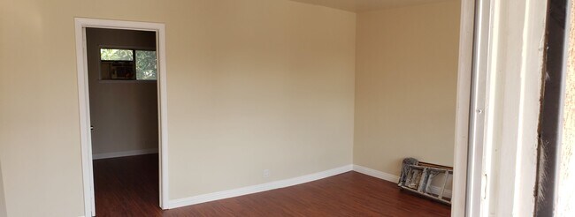 Building Photo - 3519 Orchard Ave