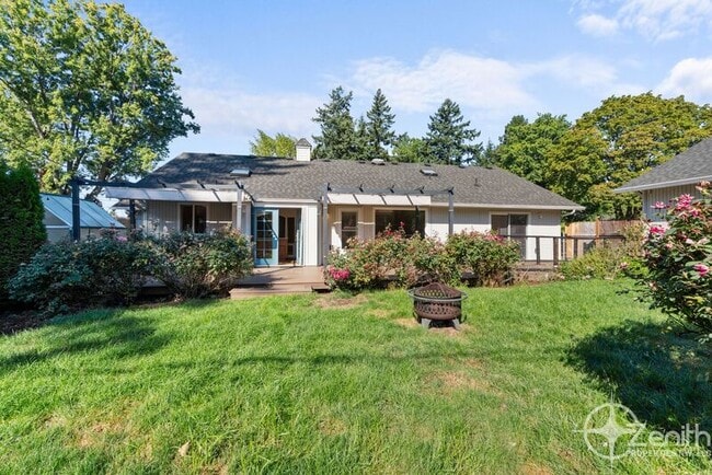 Building Photo - 8611 SE Patterson Pl