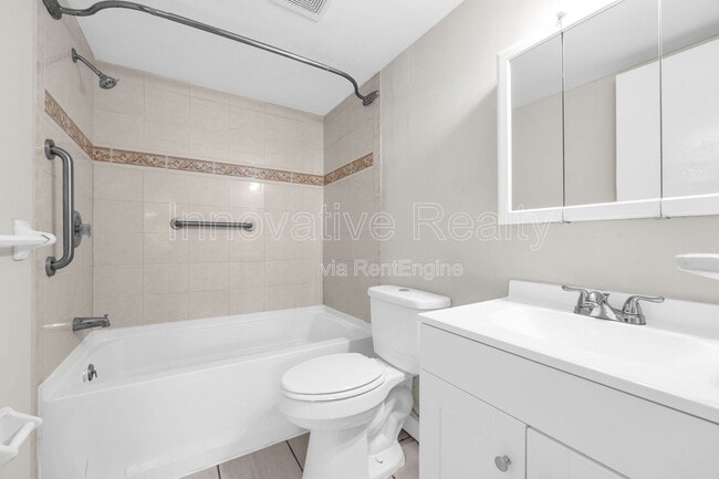 Building Photo - 5119 Curry Ford Rd