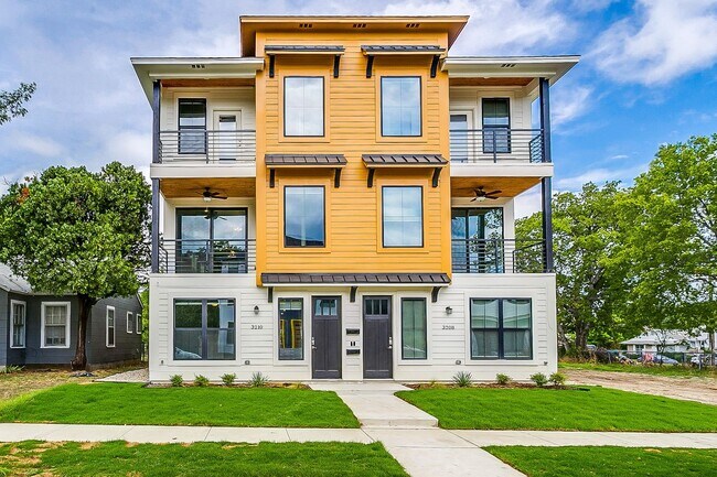 Building Photo - 3210 Forest Park Blvd