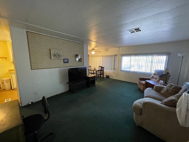 Building Photo - Partially Furnished Manufactured Home on its own Large Corner Lot! *No HOA*