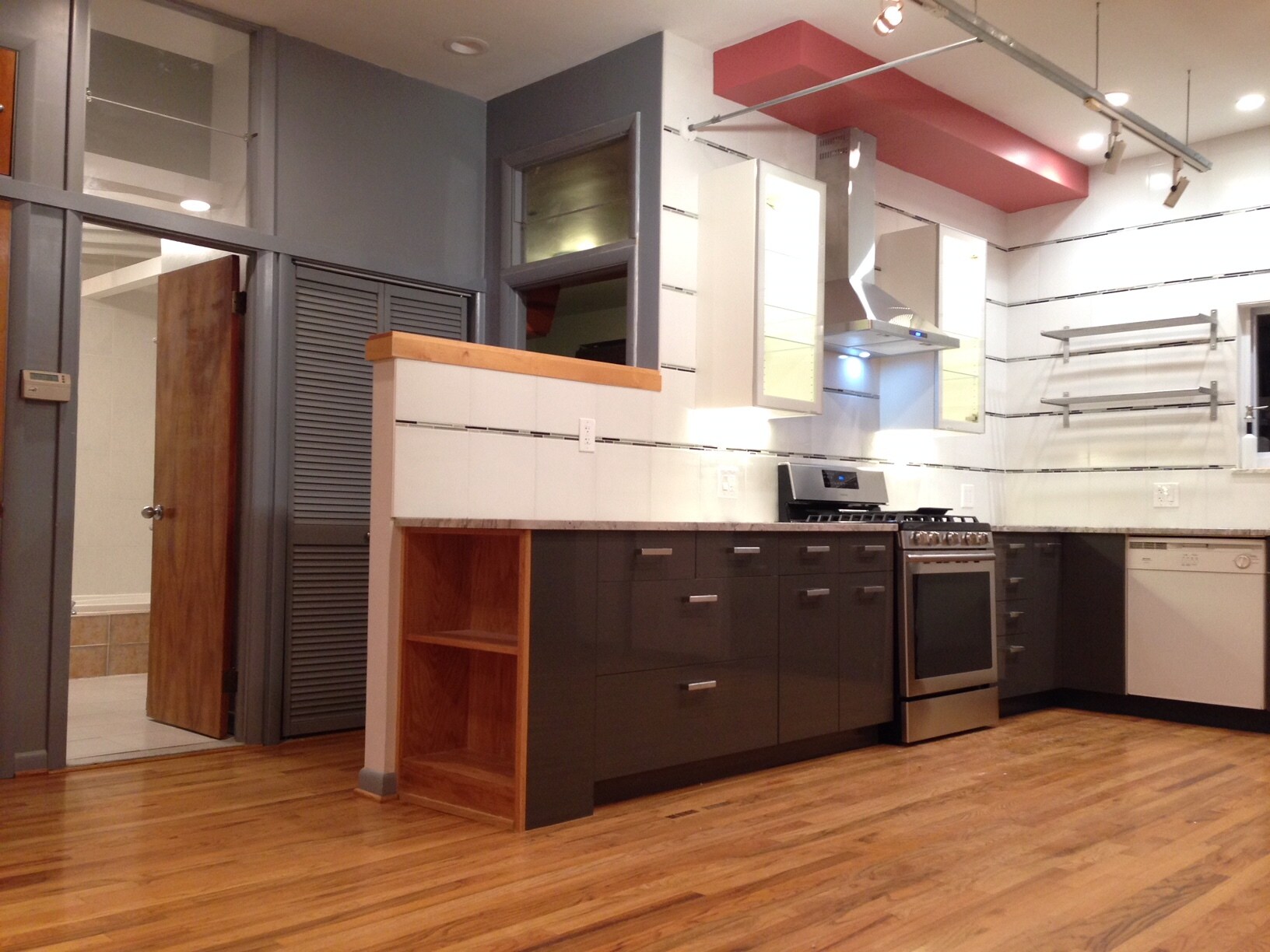 Building Photo - 1164 S Darien St