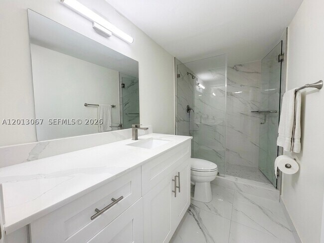 Building Photo - 3800 S Ocean Dr