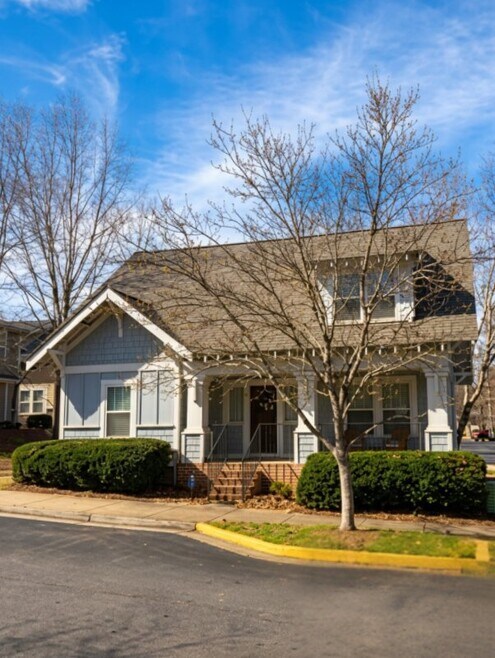 Building Photo - 490 S Barnett Shoals Rd