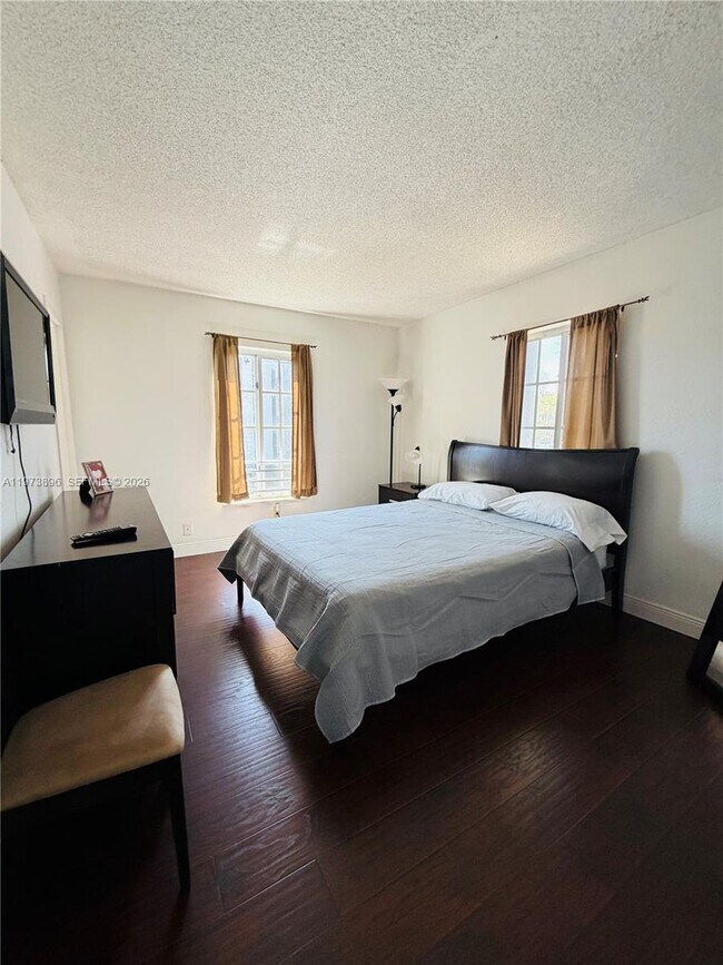 Building Photo - 4920 NW 79th Ave