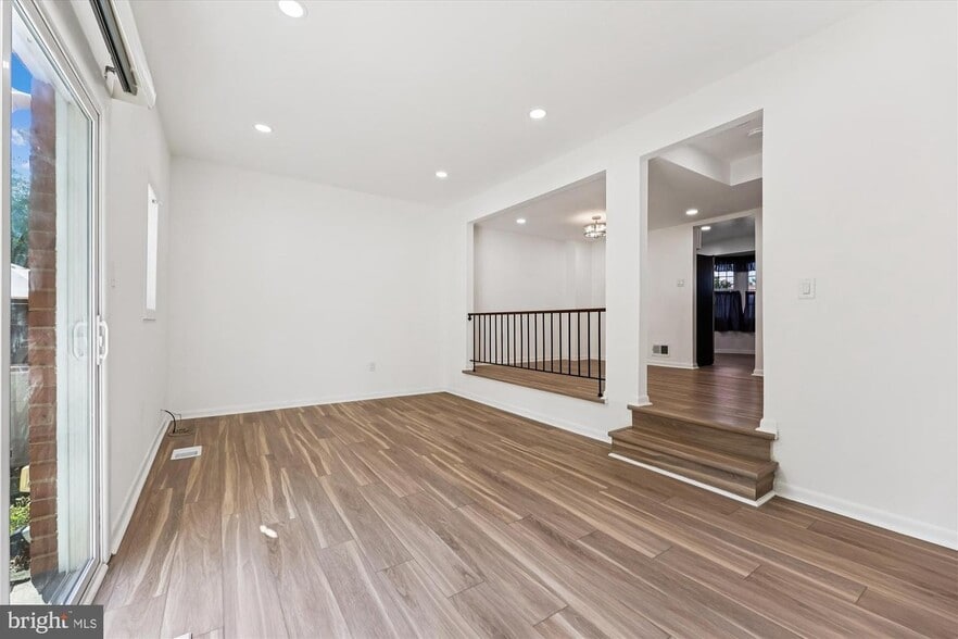 Building Photo - 39 Orchard Dr