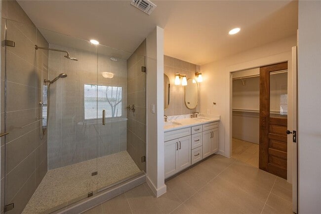 Building Photo - 12900 Ranch Rd 12