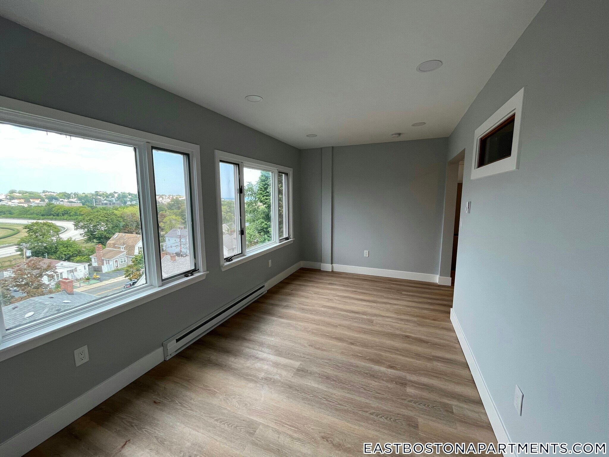 Building Photo - 31 Faywood Ave
