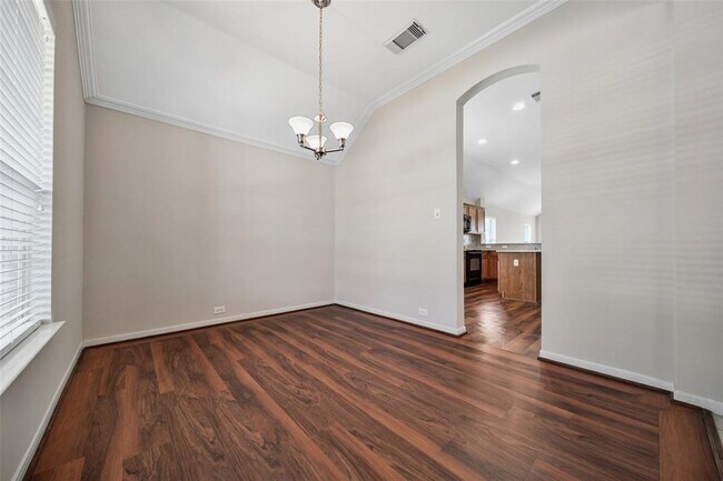 Building Photo - 7427 Rustic Chase Dr