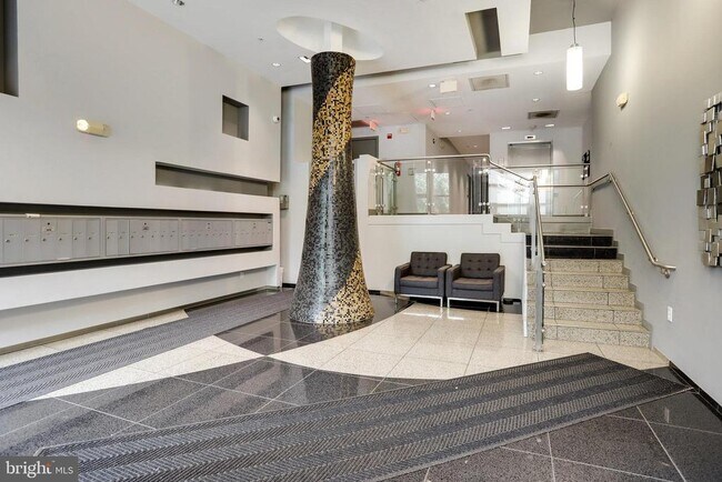 Building Photo - 1435 Chapin St NW