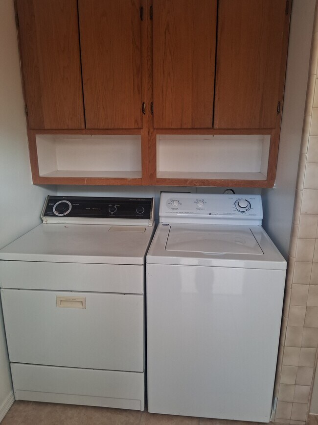 Building Photo - 98 NM-369