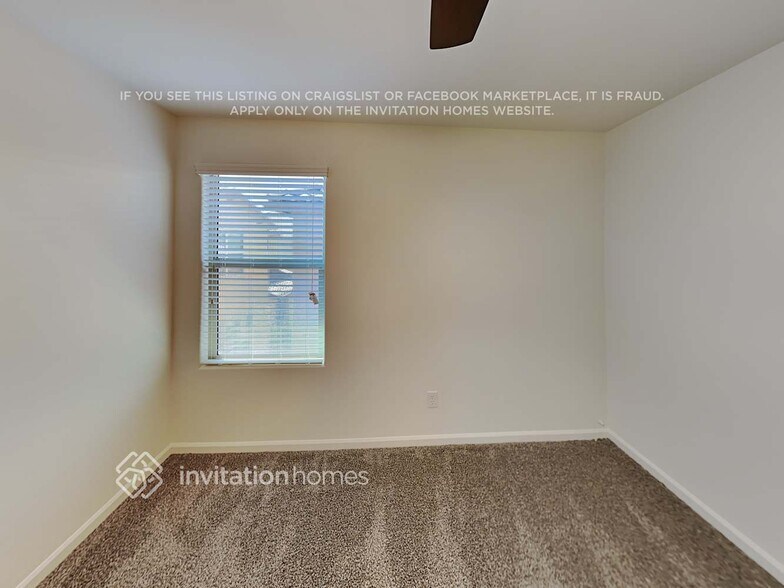 Building Photo - 3369 E Constitution Dr
