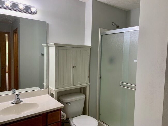 Building Photo - 964 Buckingham Ln