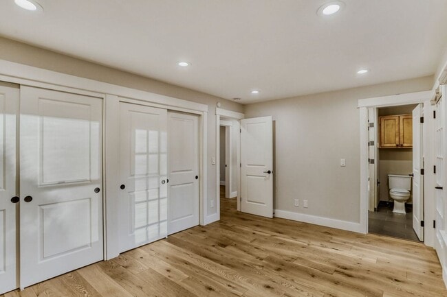 Building Photo - 3bd/2ba Woodinville Home