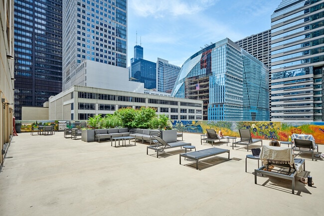 Building Photo - 200 N Dearborn St