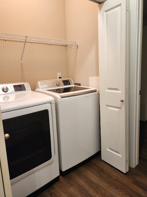 Building Photo - 3335 Apple Blossom Ln