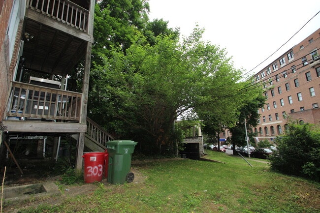 Building Photo - 2026/2027 JHU Off-campus 6bd/2ba house w/ ...